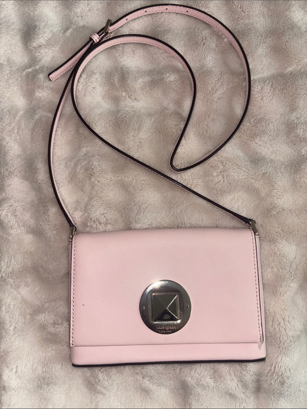 kate spade blush pink leather crossbody with silver turn-lock